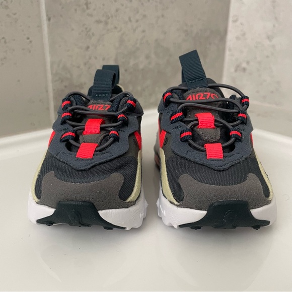 SOLD Nike Air Max 270 React TD Sneaker Size 2C - Picture 3 of 10